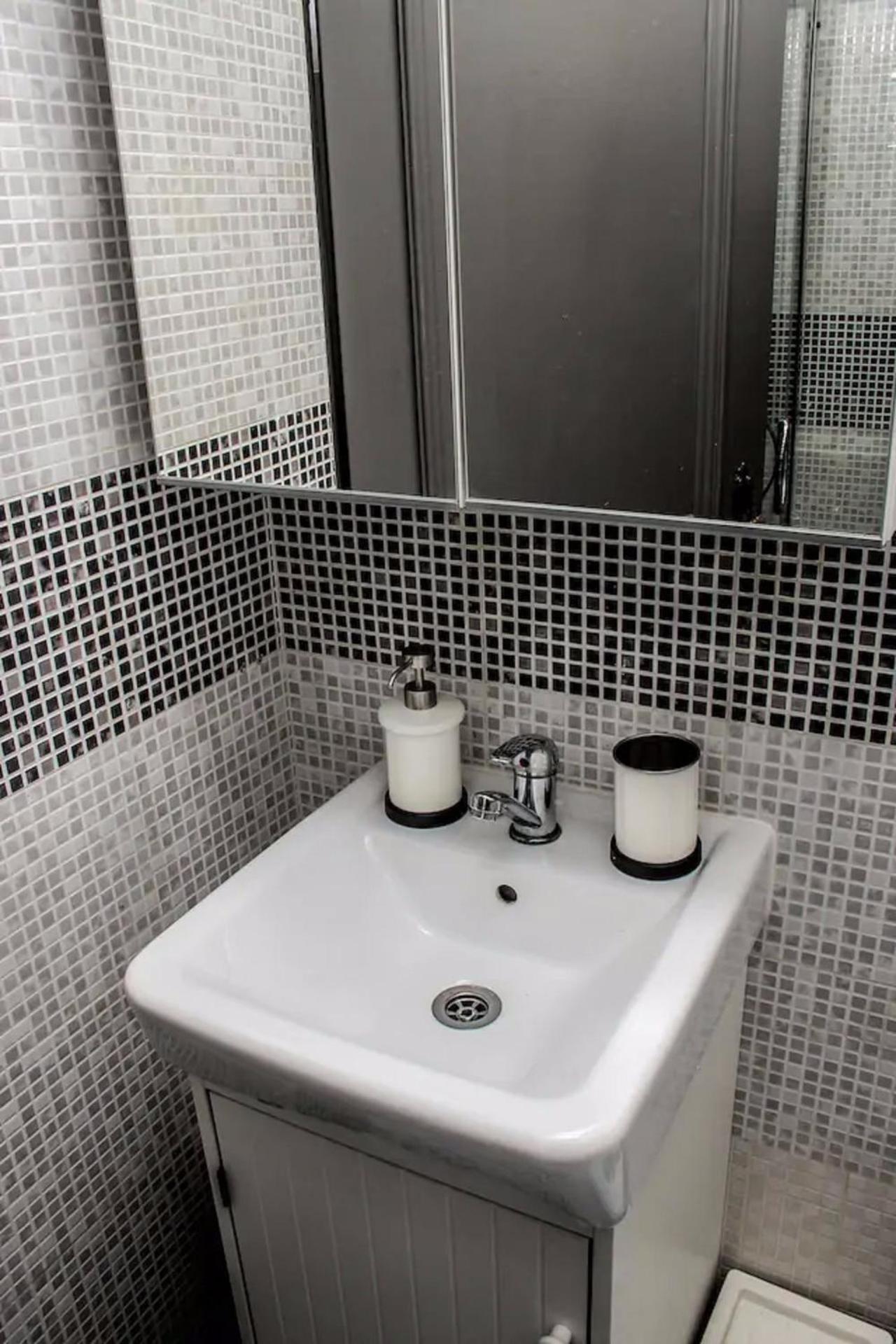 Apartamento Vatican Canal 9-11 *